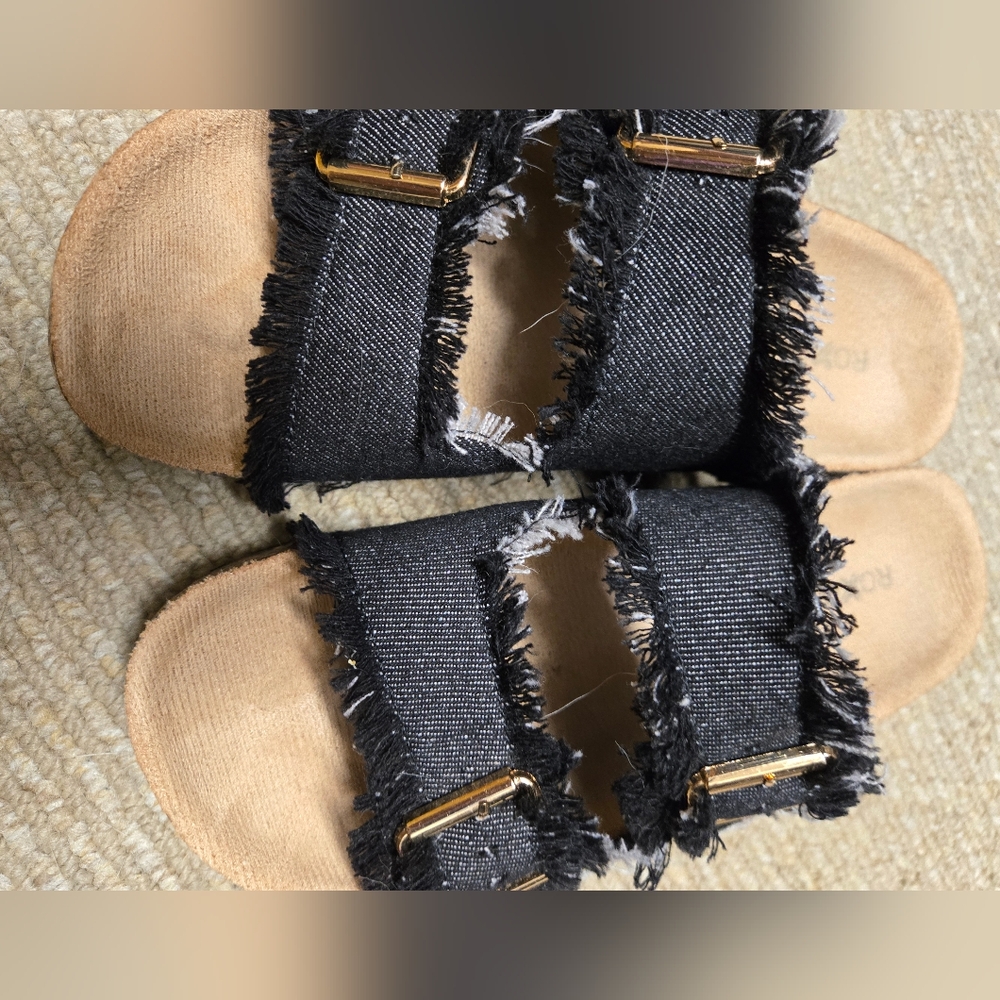 Target Fashion -Frayed Black Sandals, Size 7.5